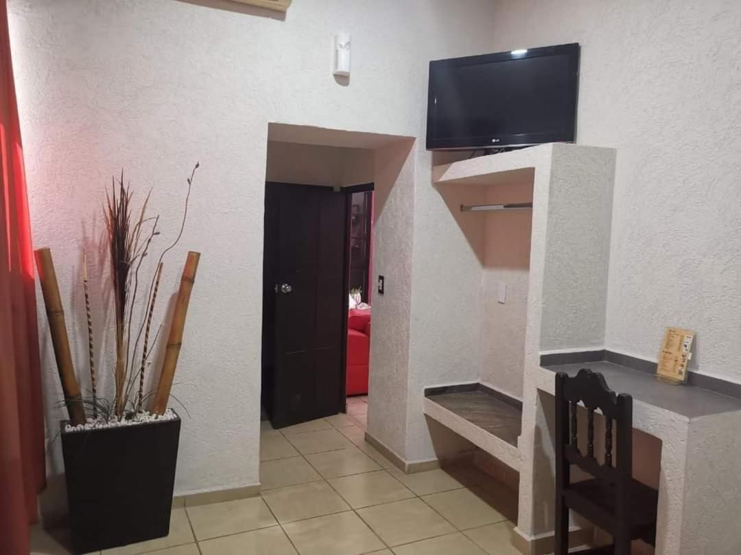 Hotel Ja Centro Гвадалахара Экстерьер фото