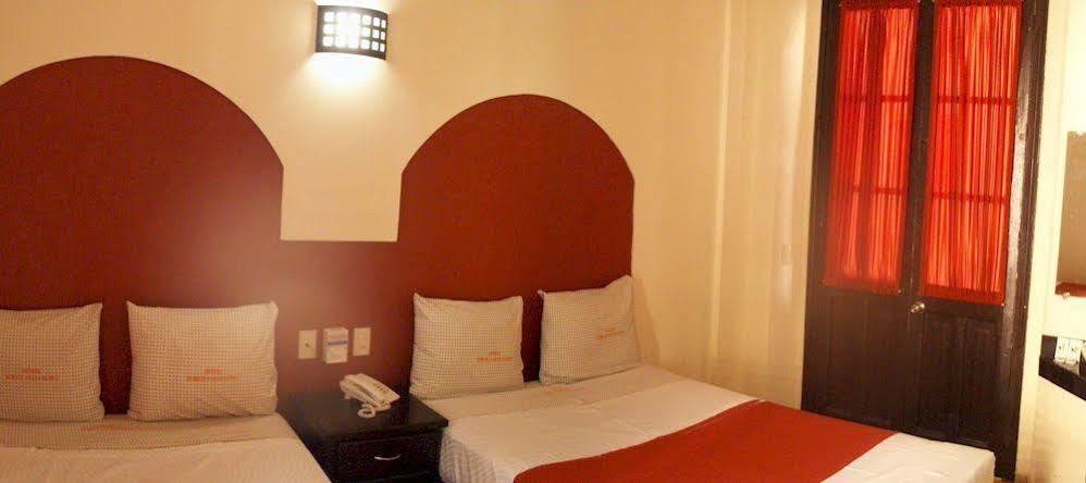 Hotel Ja Centro Гвадалахара Экстерьер фото